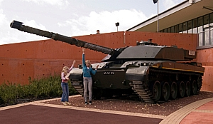 Summer Hols 2009 – Dorset – Bovington Tank Museum